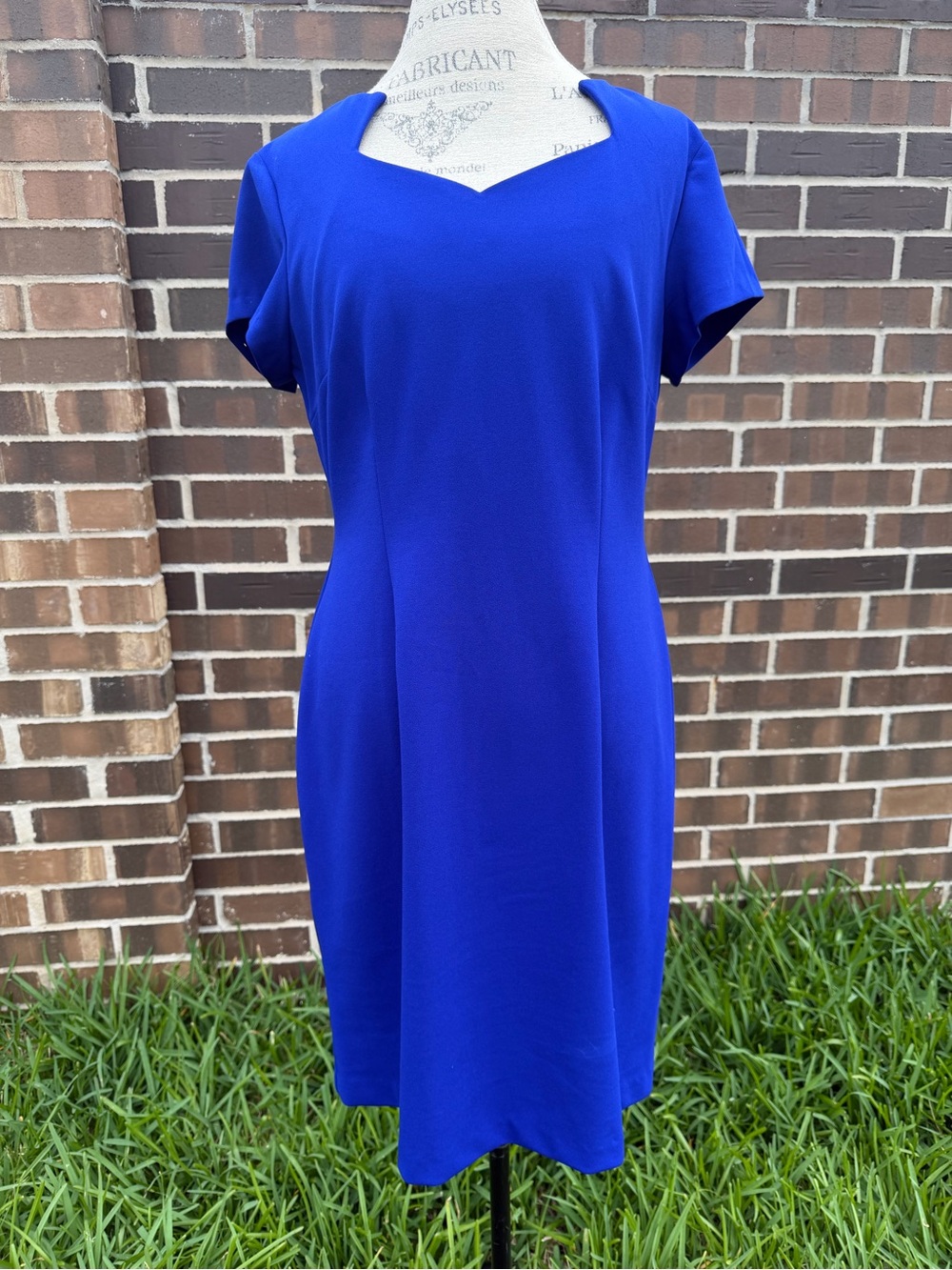 Notched-Neck Cap-Sleeve Sheath Dress